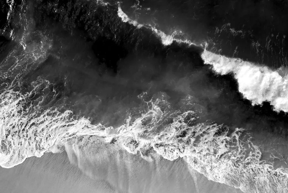 Birds eye view of the sea and waves